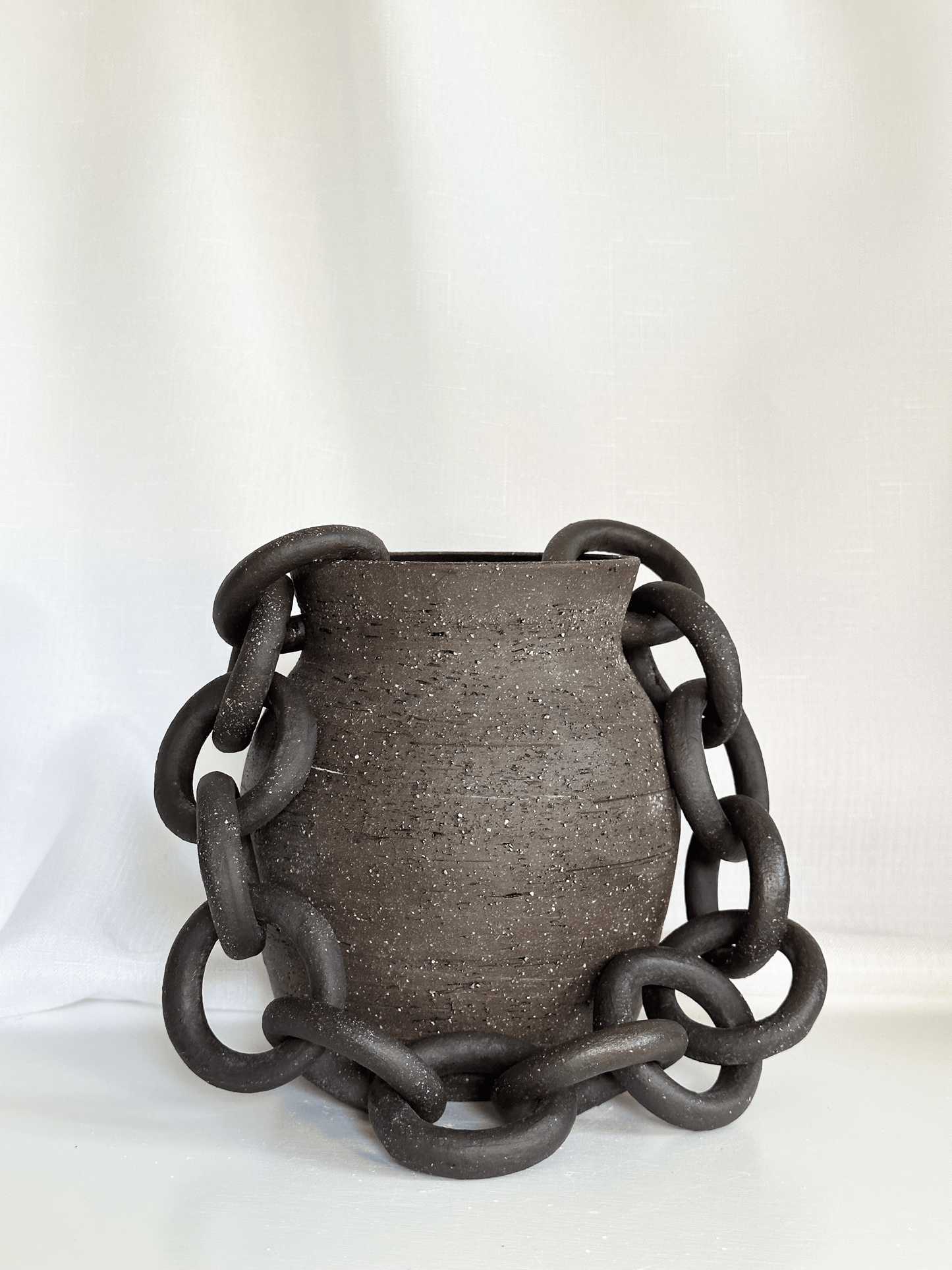 11:59 - Vase