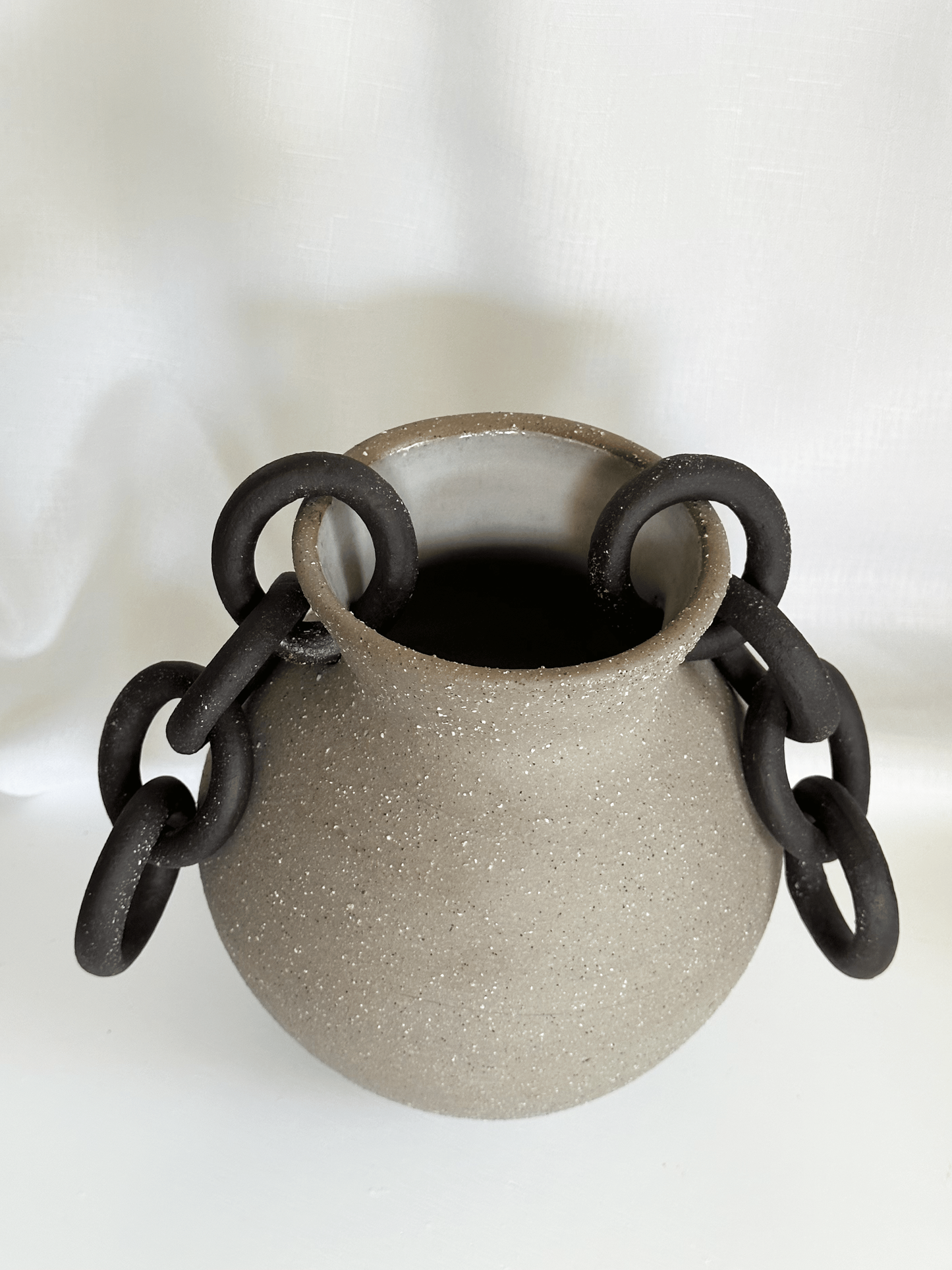 11:58 - Vase