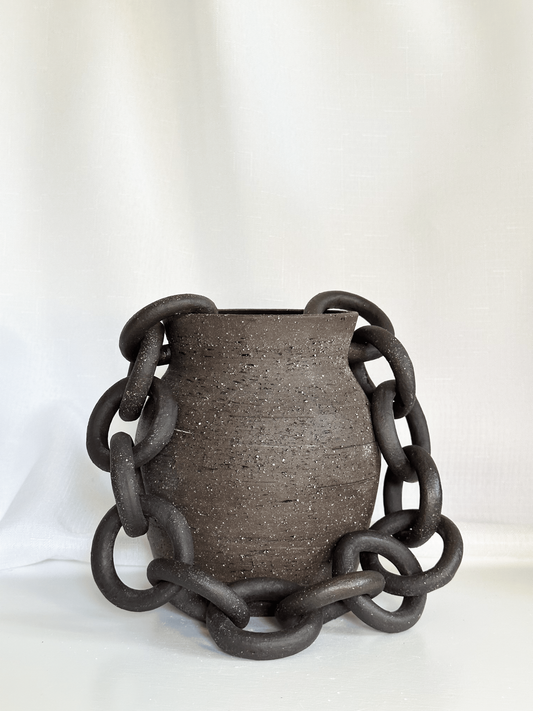 11:59 - Vase