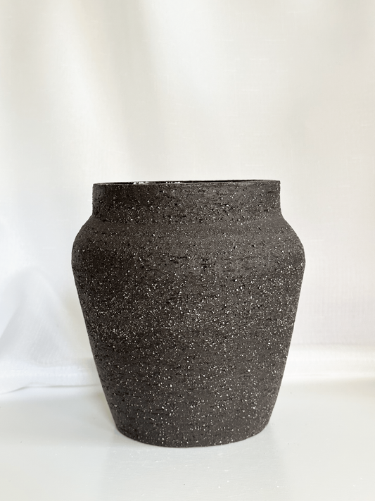 11:57 - Vase