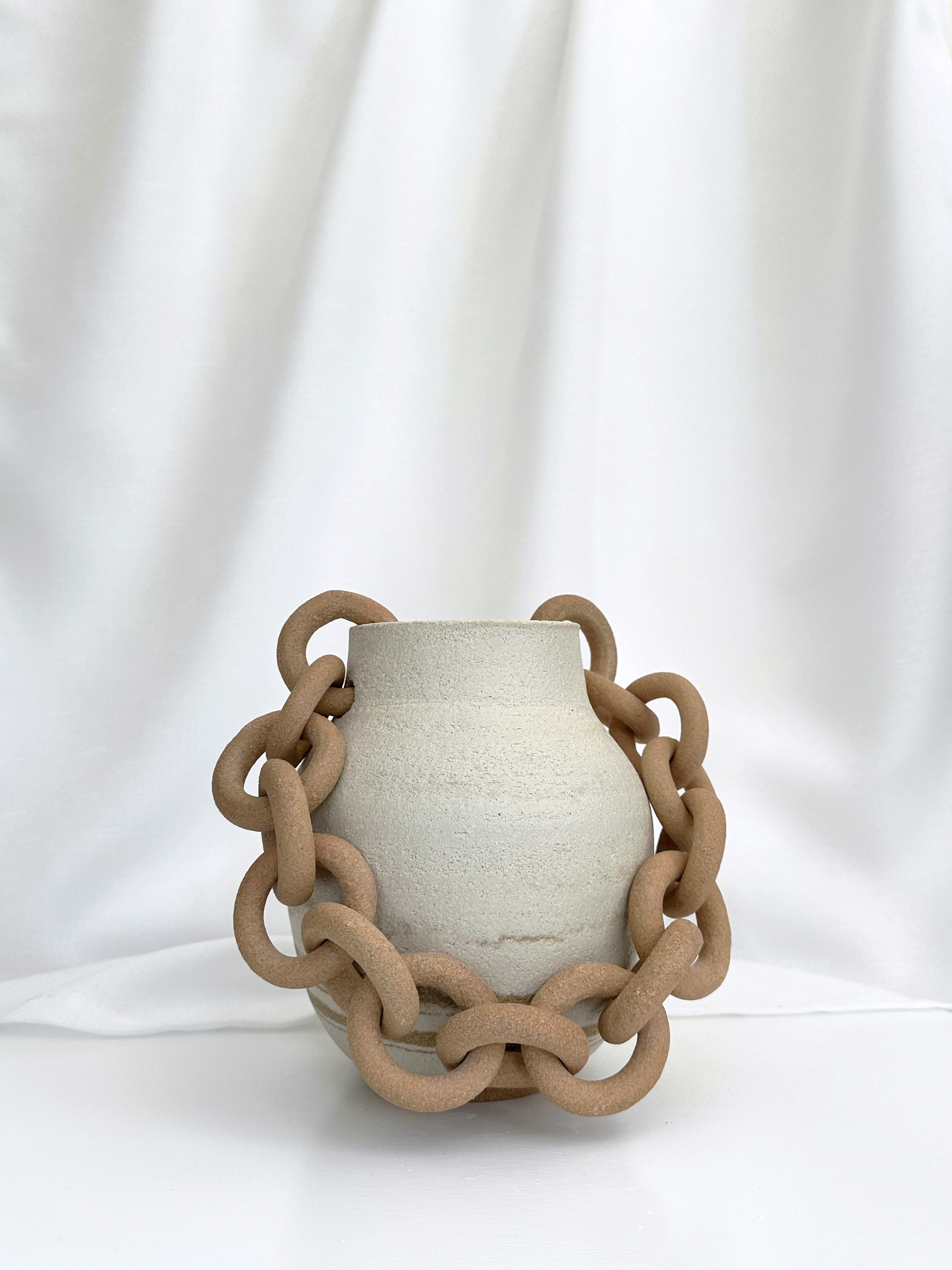 Nyiri - Vase – By Maral Studio
